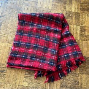 Women Checkered Soft Scarf